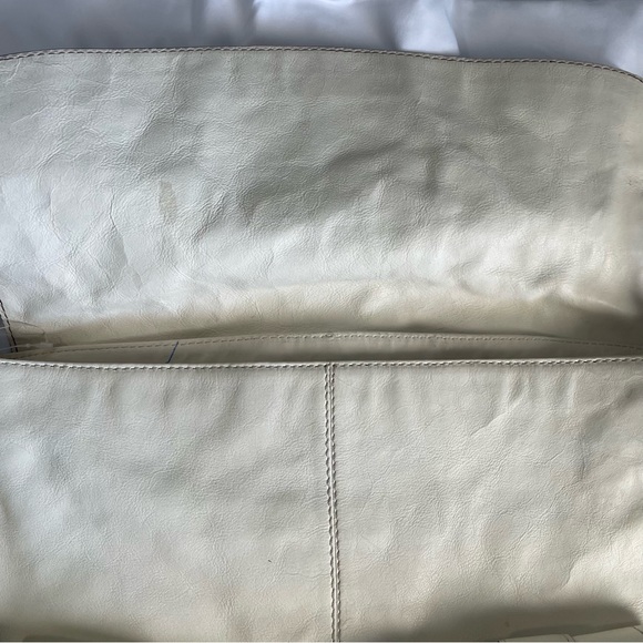 Leather Coach shoulder bag - Picture 5 of 11